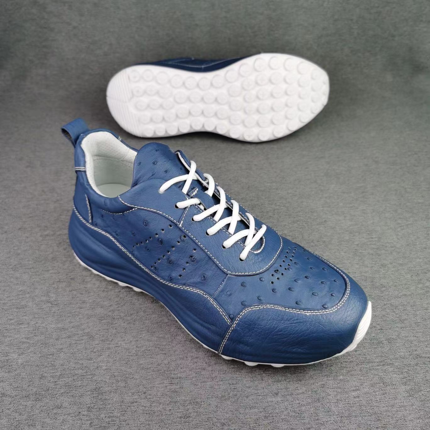 Ostrich Causal breathable comfy Sneaker