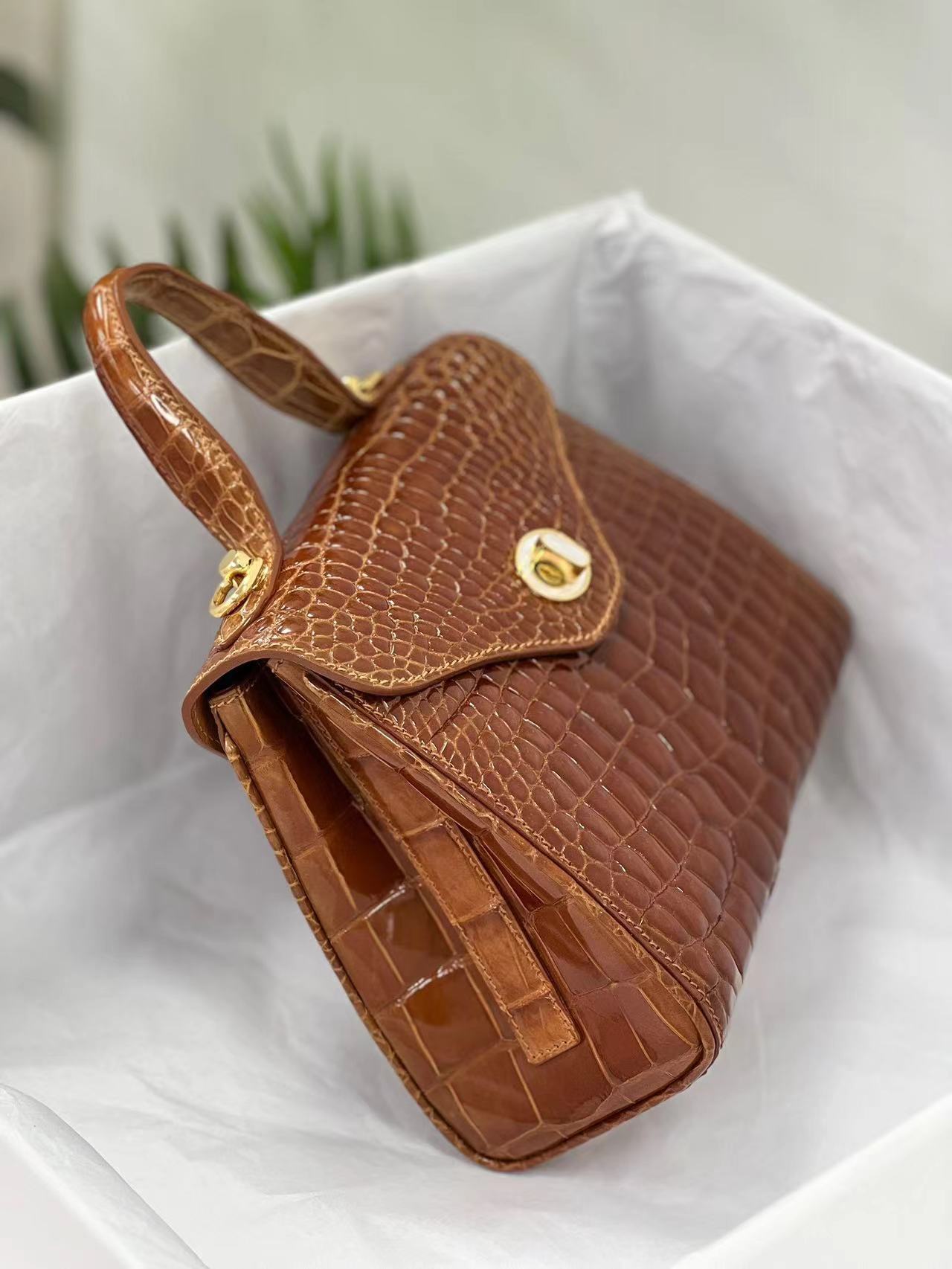 Nile Alligator Luxury Elegant Handbag Shoulder Bag
