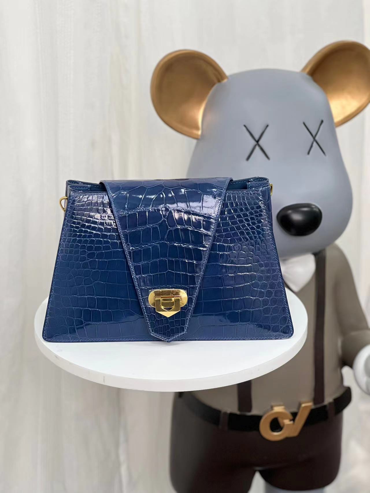 Nile Alligator Stylish Elegant Shoulder Bag