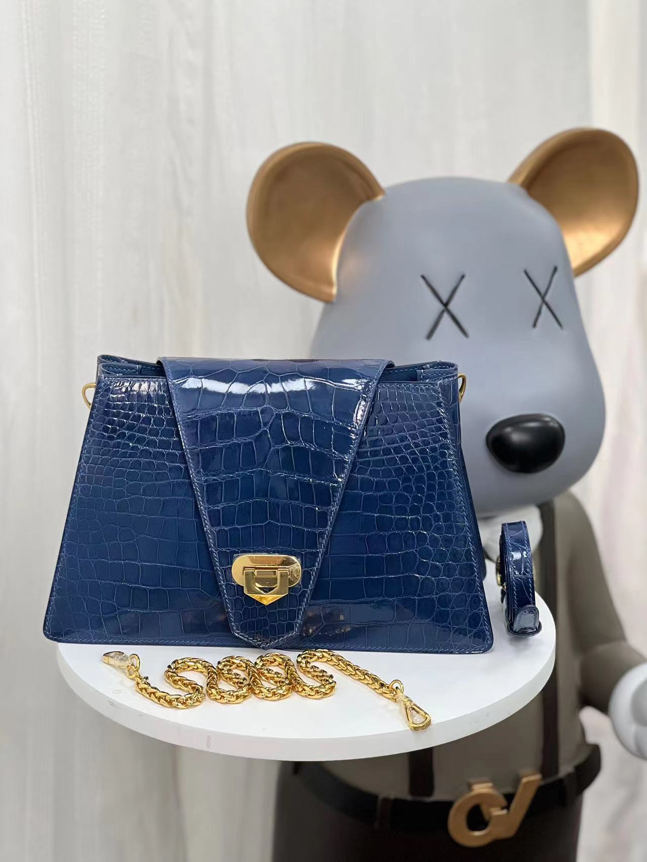 Nile Alligator Stylish Elegant Shoulder Bag