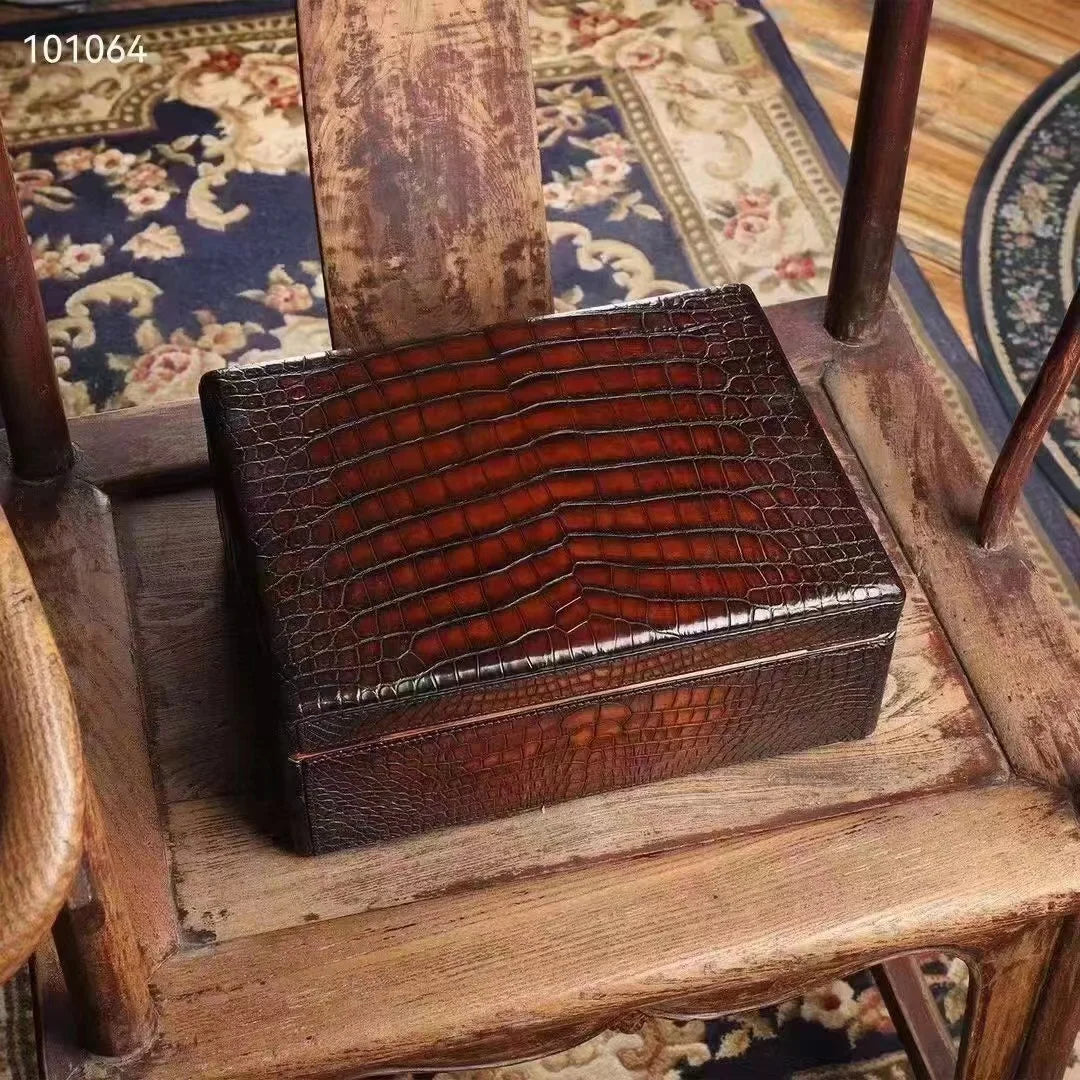 Crocodile Hand Brushing Cigar Box